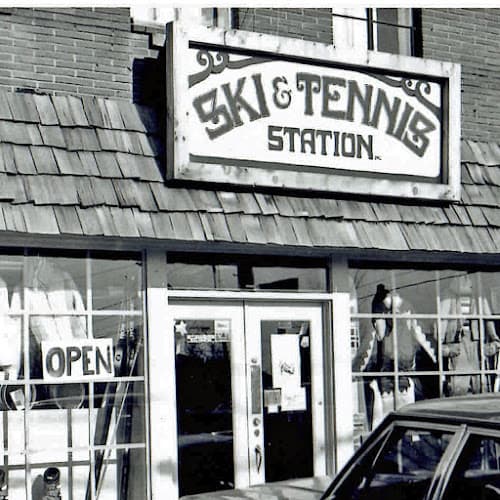 Ski & Tennis Station