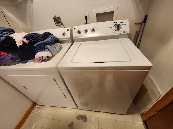 WEEWORX OUTLAW HANDYMAN SERVICES/APPLIANCE REPAIR